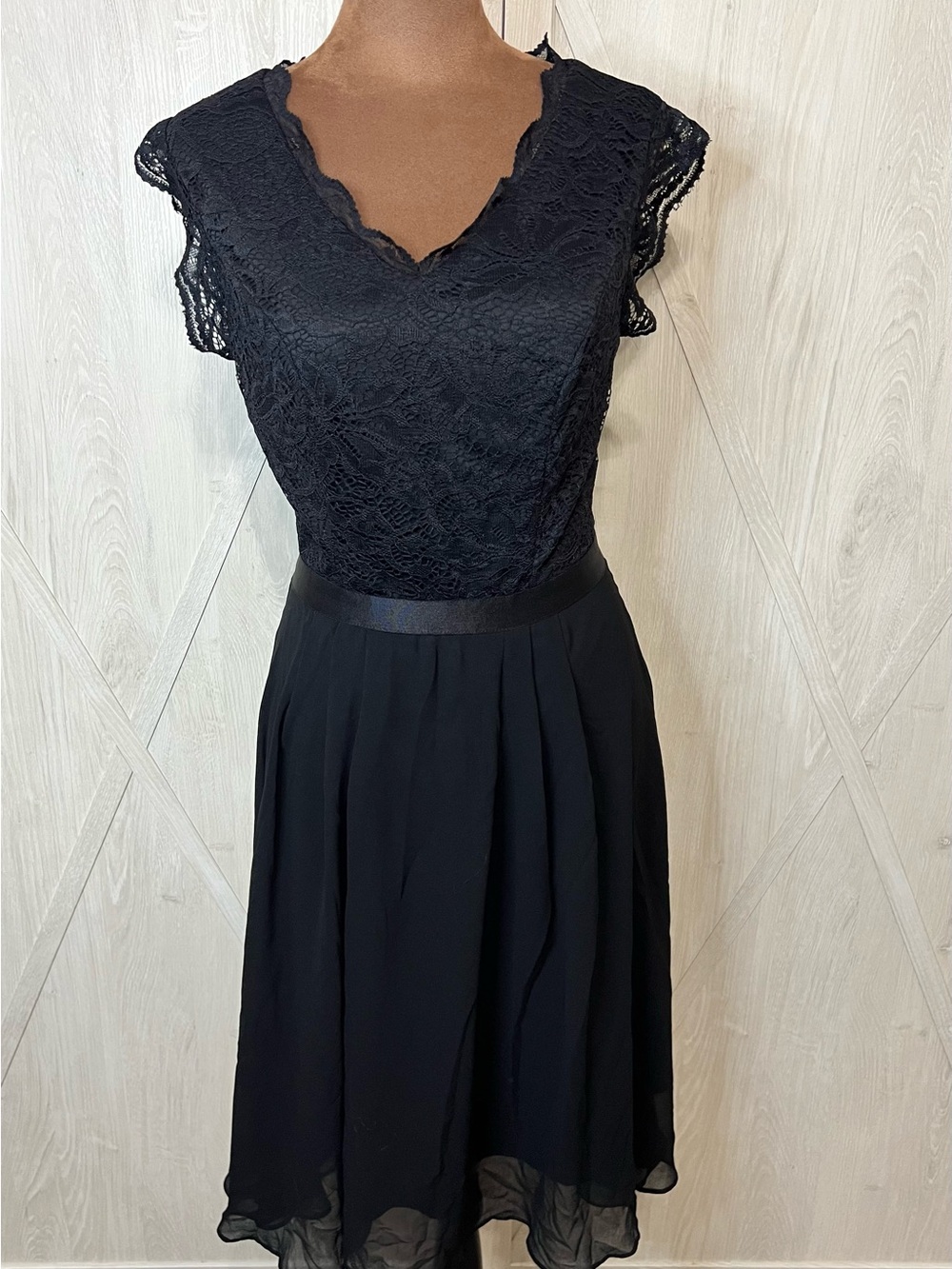Dressystar Black Lace Chiffon V-Neck Cocktail Dress M Coquette Wedding LBD Midi